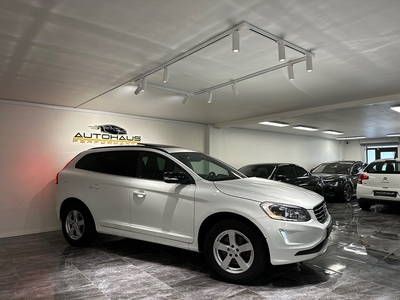 Volvo XC60 D4 181hk Momentum Panorama Dragkrok Dieselvärmare