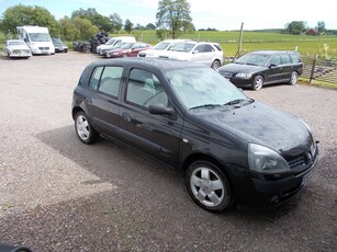 Renault Clio 5-dörrars Halvkombi 1.2 Authentique Euro 4