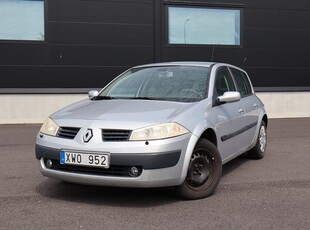 Renault Mégane 5-dörrar 1.6 / Perfekt extrabil / Kamrem bytt