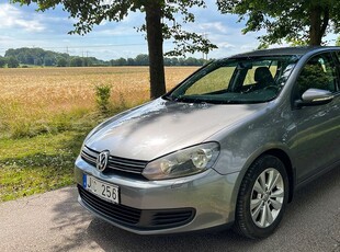 Volkswagen Golf 1.4 TSI Svensksåld, Årsskatt 954, Ny servad