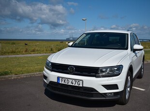 Volkswagen Tiguan TSI 190 4M COCKPIT KEYLESS 360°DRAG P-VÄRM