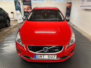 Volvo V60 D2 Momentum, R-Design Euro 5