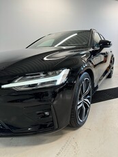 Volvo V60 T6 AWD I R-Design I Black Edition I Unik