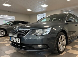 Skoda SuperbKombi 2.0 TDI 4x4 Automat Navi Dieselv. Drag Sportstolar 2015, Kombi