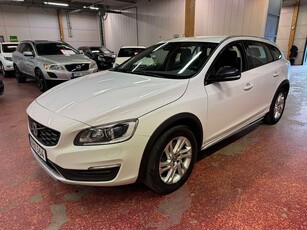 Volvo V60 Cross Country D4 AWD Aut Geartronic Momentum / VOC