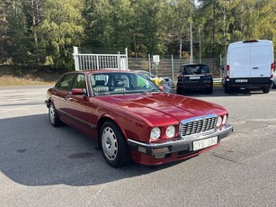 Jaguar XJR Sovereign 4.0 247hk Sport Nyservad Skattebefriad