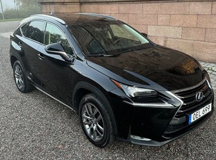 Lexus NX 300h AWD 2.5 AWD E-CVT Business Line Euro 6