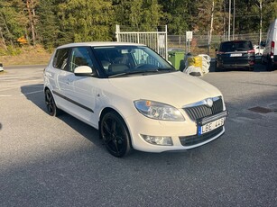 Skoda Fabia 1.6 TDI 90hk Ambiente Dragkrok Nybesiktigad