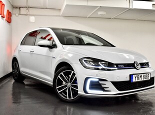 Volkswagen Golf GTE P-HEV PANORAMA COCKPIT PDC CARPLAY EU 6