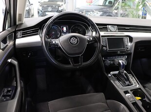 Volkswagen Passat Sportscombi GTE EU6 DRAGKROK BACKKAMERA