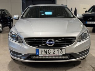 Volvo V60 D4 AWD AUT SUMMUM DRAGKROK VOC VINTERHJUL DUBB