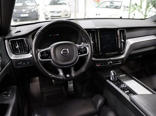 Volvo XC60 T8 AWD R-DESIGN MOMS PANO B-KAMERA ORREFORS