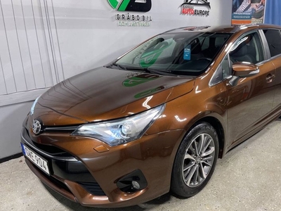 Toyota AvensisKombi 1.8 AUTOMAT 1-ÄG Euro6 RÄNT 2015, Kombi