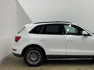 Audi Q5 2.0 TDI DPF Quattro S Tronic Design/Panorama 177Hk