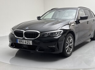 BMW 330e Touring, G21 (292hk)