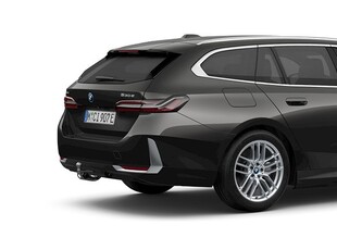 BMW 530e xDrive Touring