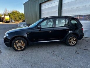 BMW X3 xDrive20d Comfort Dragkrok Motorvärmare Skinn