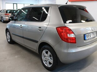 Skoda Fabia 1.6 TipTronic 105hk Automat / 14000 Mil