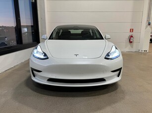 Tesla Model 3 Standard Range Plus/Autopilot/Momsbil