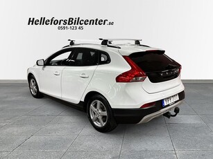 Volvo V40 Cross Country Contry D2 AUT Momentum Skinn Värmare Nav