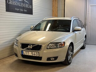 Volvo V50 D2 1ÄGARE/FULLSERVAD/DVÄRME/LÅGAMIL/P-SENSOR/SKINN