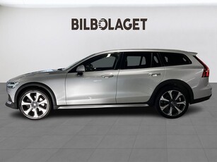 Volvo V60 Cross Country B4 AWD Diesel Adv SE *Högspecad* B&W Drag