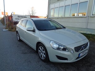 Volvo V60 D2 Momentum Euro 5