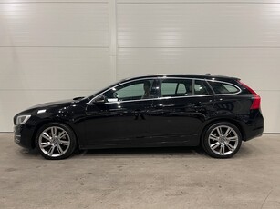 Volvo V60 D4 AWD Summum GPS D-Värme Drag 2015 181hk