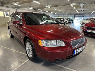 Volvo V70 2.4 Business Euro 4 Nyservad Nykamrem Dragkrok