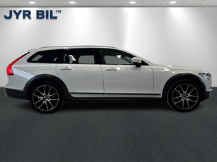 Volvo V90 Cross Country D4 AWD Skinn Drag Kamera VOC 21