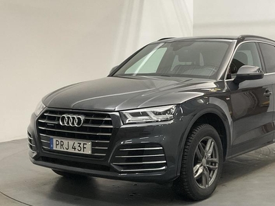 Audi Q555 TFSI e quattro 2020, SUV