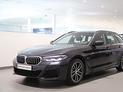 BMW 530e 530e xDrive Touring M-sport / Nypris 692 000