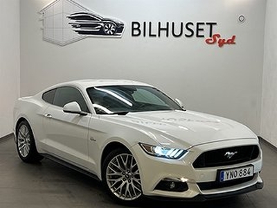 Ford Mustang GT V8 421hk Navi/Kamera/Läder/Nyservad