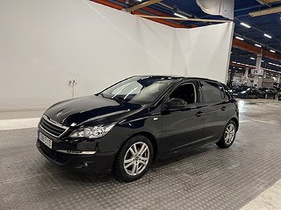 Peugeot 308 1.2 e-THP 110hk Style Pano Kamera Navi Drag