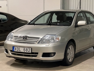 Toyota Corolla VersoCorolla Sedan 1.6 VVT-i Euro 4 S&V hjul Motorvärmare 2005, Kombi