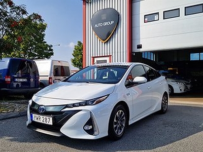 Toyota Prius Plug-in Hybrid 1.8 VVT-i Plug-in CVT, 123hk