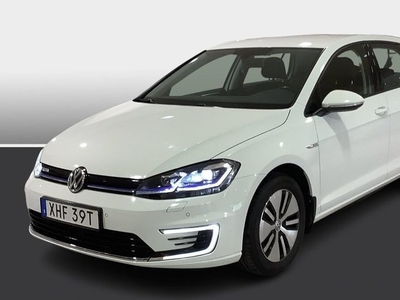 Volkswagen e-Golf35,8 kWh Värmepump App-connect 2019, Halvkombi