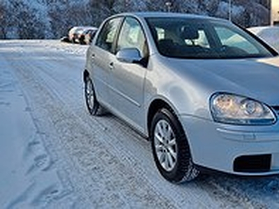 Volkswagen Golf 5-dörrar 1.9 TDI 4Motion Design Ny kamrem