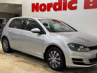 Volkswagen Golf5-drr 1.6 TDI Manuell 2013, Halvkombi