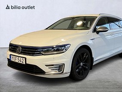 Volkswagen Passat GTE Driver Assist Värmare Drag B-kamera