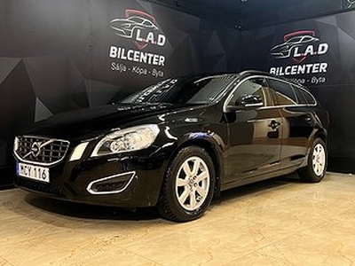 Volvo V60 D3 Momentum/DRAG/NY BES/Kamrem Bytt/P-Värmare