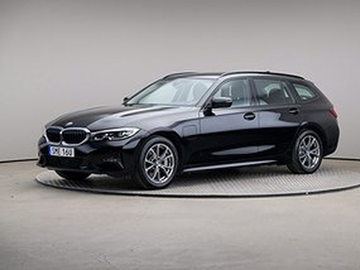 BMW 330e Series 3 xDrive Touring Sport Line Connected Drag