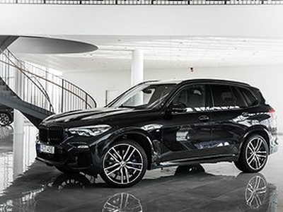 BMW X5 xDrive40i M Sport 340hk / Sv.såld / Sky / HUD