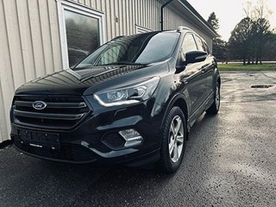 Ford Kuga ST-line AWD 2,0-180Hk,Mycket godt skick,Momsbil.