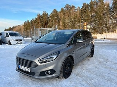 Ford S-Max 2.0 TDCi 180hk AUT 7-sits Titanium Dieselvärmare