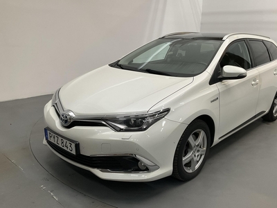 Toyota Auris 1.8 HSD Touring Sports (99hk)