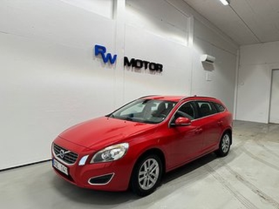 Volvo V60 D3 Momentum 163hk Drag D-värm / Bytt Kamrem