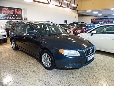 Volvo V70 2.4D Automat Ny Besiktigad & Ny Servad 163hk