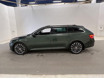 Škoda Superb iV Kombi 1.4 Plug-in Hybrid DSG Sekventiell, 218hk, 2021