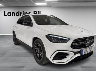 Mercedes-Benz GLA 200 / AMG Advanced+ / Drag / Panelbelysning